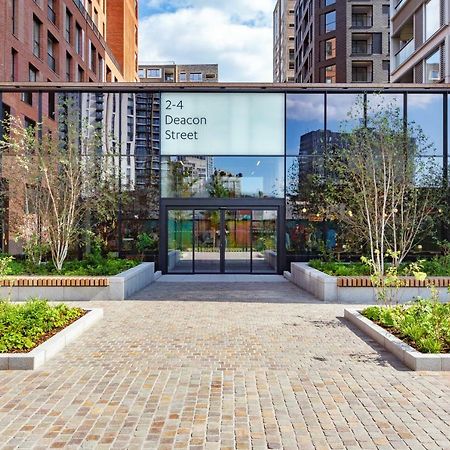 Two Bedroom Serviced Apartment With Balcony In Weymouth Building, Deacon Street London Exterior photo