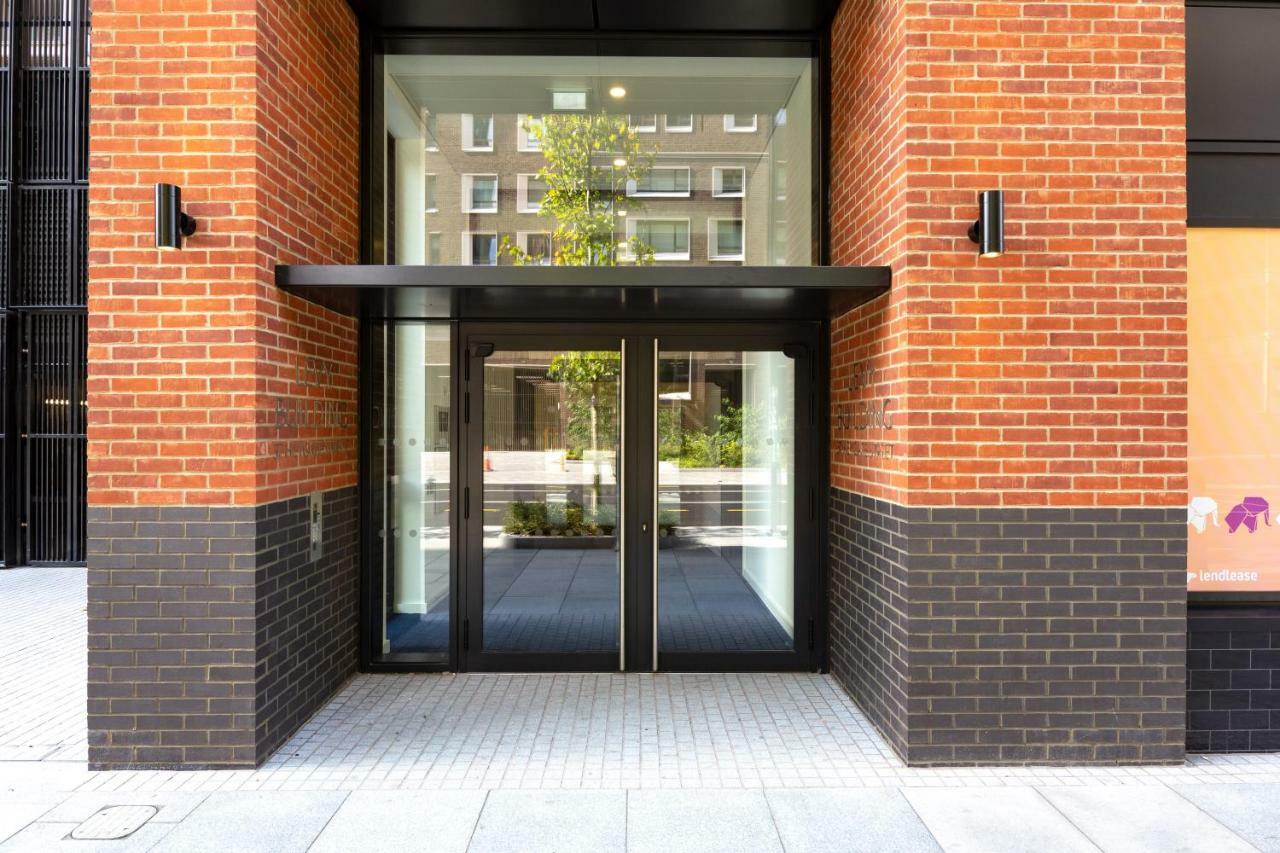 Two Bedroom Serviced Apartment With Balcony In Weymouth Building, Deacon Street London Exterior photo