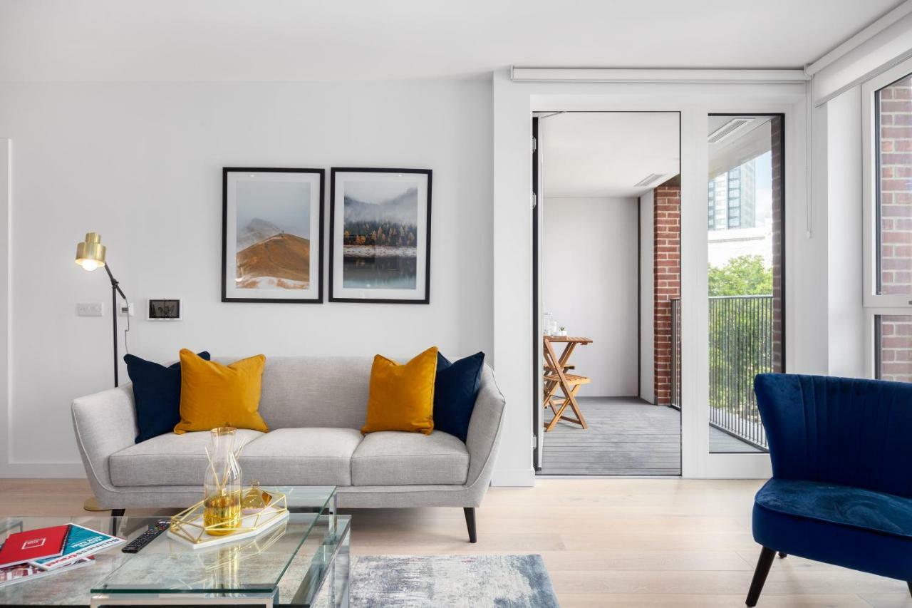 Two Bedroom Serviced Apartment With Balcony In Weymouth Building, Deacon Street London Exterior photo